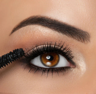 TRANSFORMING MASCARA