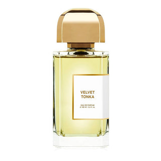Flacone da 100 ml del profumo "Velvet Tonka" di BDK Parfums, eau de parfum morbida e gourmand con note di fava tonka, mandorla e fiori d’arancio, per un tocco vellutato e avvolgente.