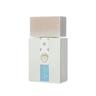Flacone da 100 ml del profumo "Bianco Latte" di Giardini di Toscana, con design delicato e candido, che esprime una fragranza dolce e avvolgente con note di latte, vaniglia e caramello.