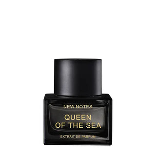 Flacone da 50 ml di New Notes Queen of the Sea Extrait de Parfum, fragranza unisex agrumata-acquatica con rose, magnolia, ambra e muschio.