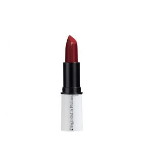 Via le mascherine, sfoggiamo i rossetti ispirati ai beauty look dell’Eurovision Song Contest