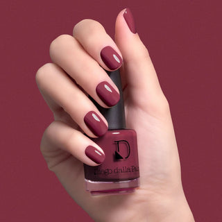 Gli Iconic- Nails