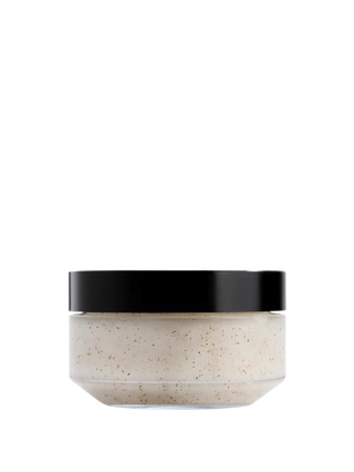 Diptyque Scrub Rinvigorente per il Corpo con sale e gusci di nocciola, esfoliante al profumo aromatico di ginepro, cardamomo e rosmarino.