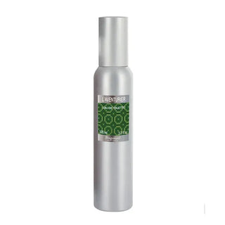 Flacone 100 ml di Fragonard L’Aventurier Eau de Toilette, alluminio riciclabile, profumo maschile con limone, pepe rosa, patchouli, vetiver, cuoio e muschio.