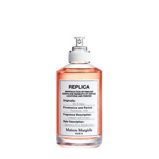 Maison Margiela Replica On A Date Eau de Toilette 100ml profumo unisex fruttato floreale con ribes nero e rosa di Sparta