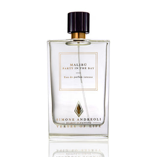 Flacone da 100ml di Malibù Party in the Bay Eau de Parfum Intense di Simone Andreoli, un profumo che trasporta immediatamente alle vivaci serate estive di Malibù