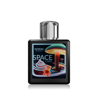 SUPERZ Space Cake Extrait de Parfum 50ml fragranza gourmand con vaniglia, tonka, latte cremoso e zucchero caramellato dalla scia intensa e avvolgente.