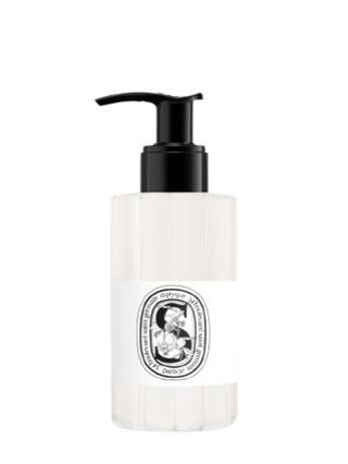 Flacone 195 ml dello Shampoo Profumato Diptyque per Capelli, edizione limitata estate 2025, con texture perlacea e profumo agrumato.