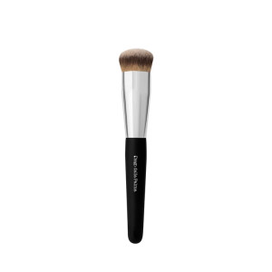 Brush 22 - Contouring foundation